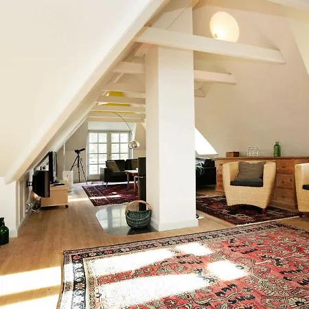 Five-bedroom Holiday In Nyborg Vakantiehuis *